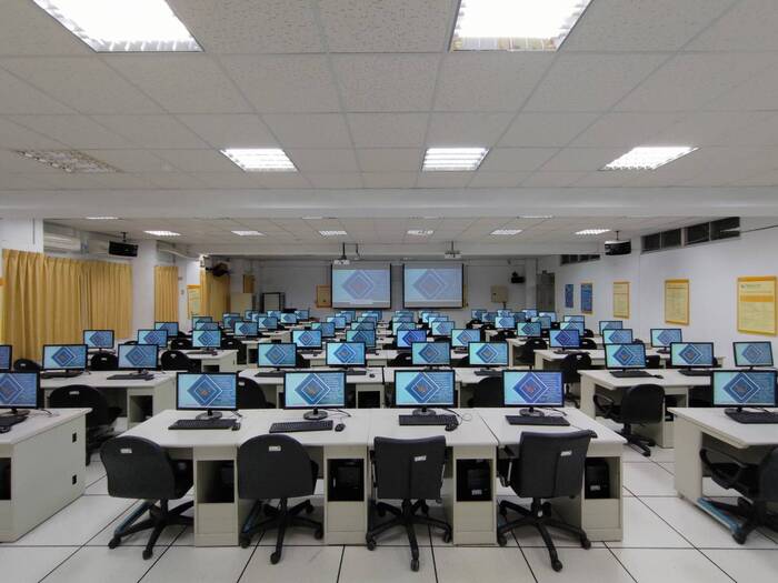 F502電腦教室